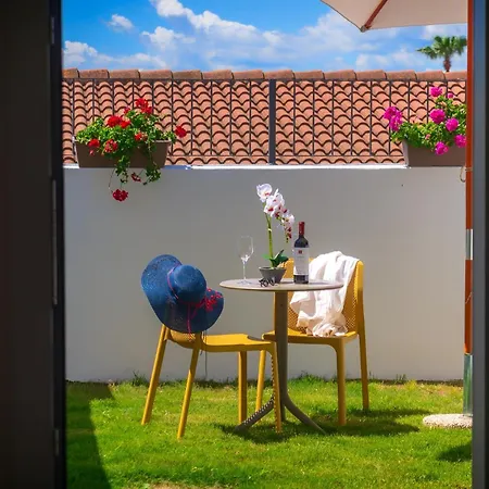 ヴィラ Manzoni アルバタクス